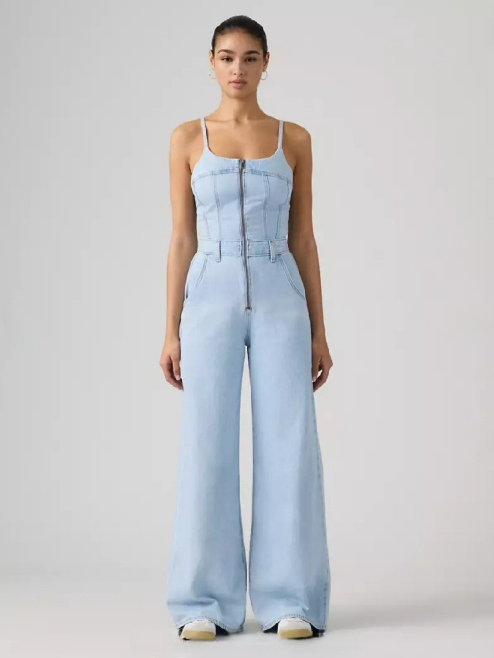 Levi's Light Blue Denim Wide-Leg Zip-Front Overalls. NWT - Picture 3 of 9
